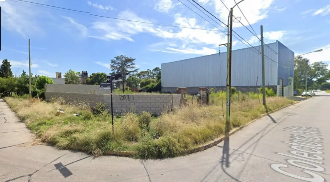 LOTES SOBRE COLECTORA NORTE