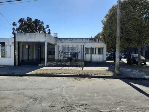 C Mollo 1600, Ariel del Plata